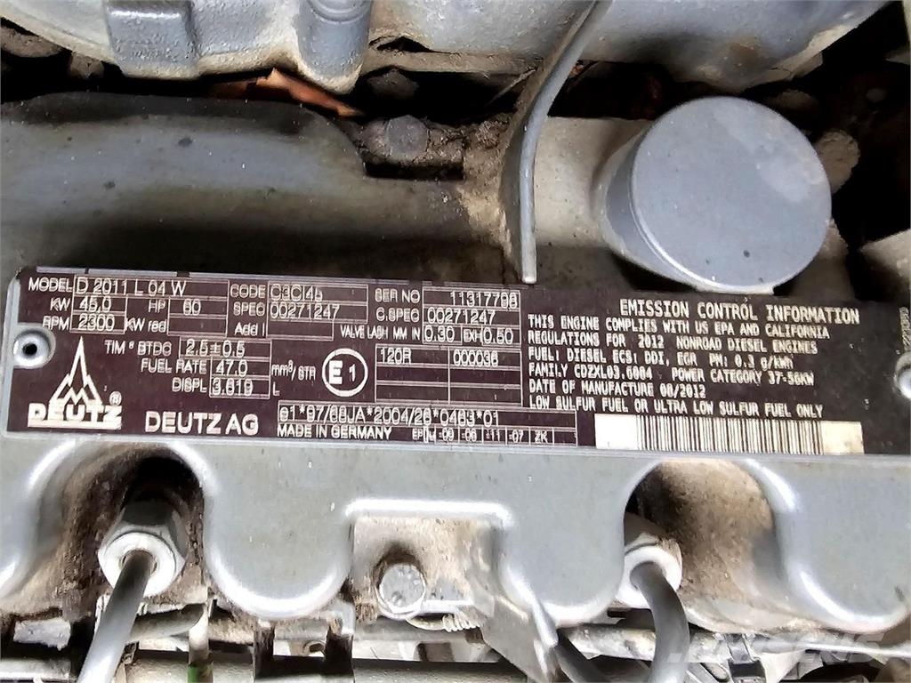 Kramer ALLRAD 750, tasauskauha, trukkipiikit Rataslaadurid