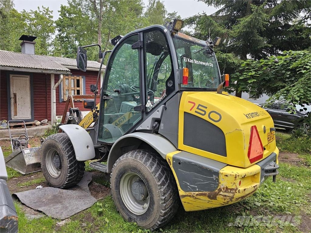 Kramer ALLRAD 750, tasauskauha, trukkipiikit Rataslaadurid