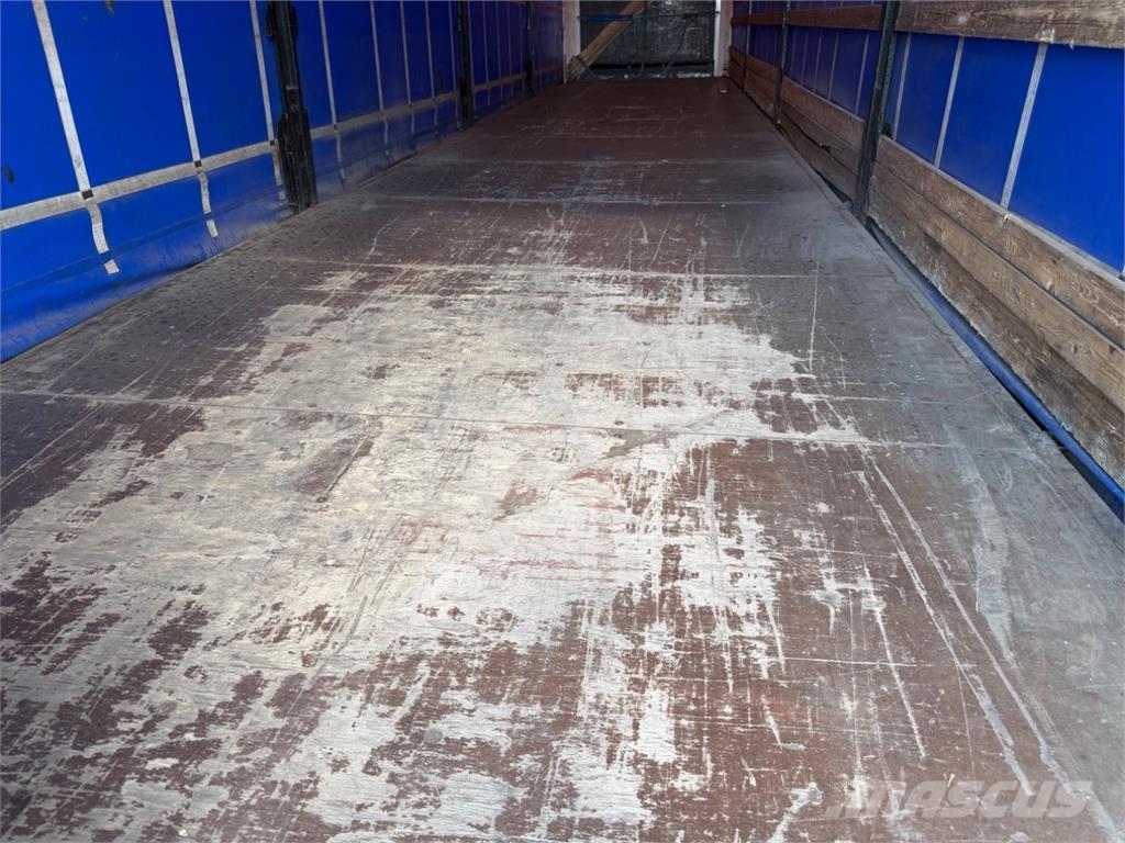 Krone 14tn kaula, BPW-akselit Curtainsiderauflieger