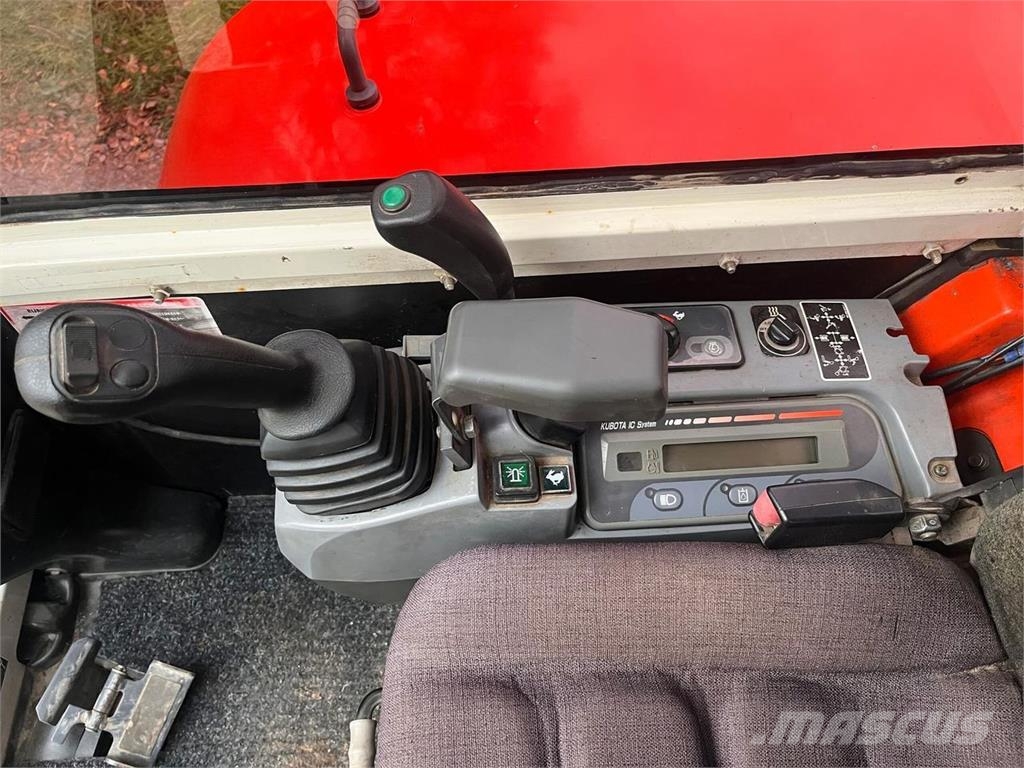 Kubota KX121-3 Mini ekskavatori < 7 t
