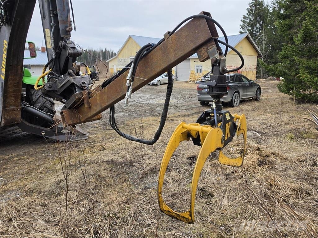 Lännen 820S, 3 kauhaa, 2 kouraa, trukkipiikit Grävlastare
