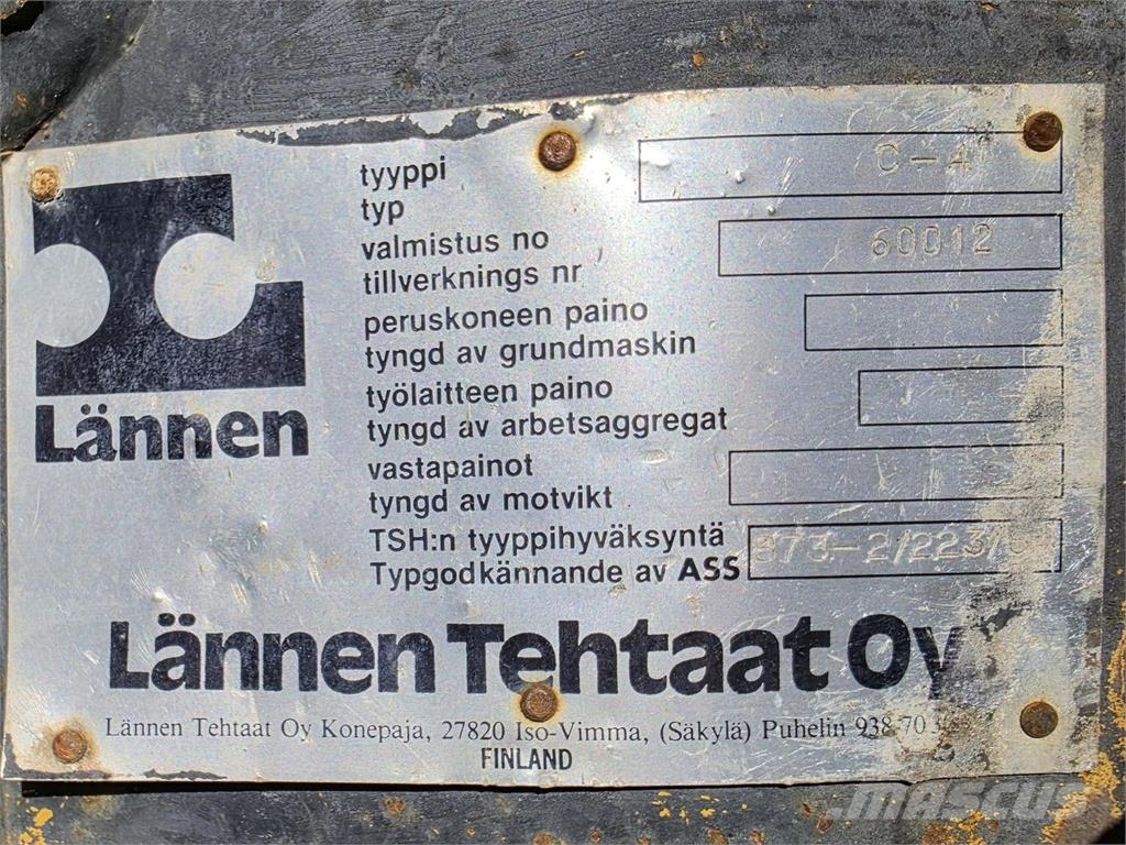 Lännen C-4, 2 kauhaa Grävlastare