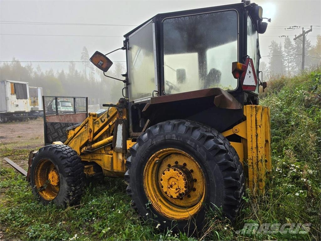 Lännen C4, Etukuormaaja, Lumikauha, Trukkipiikit Tractors