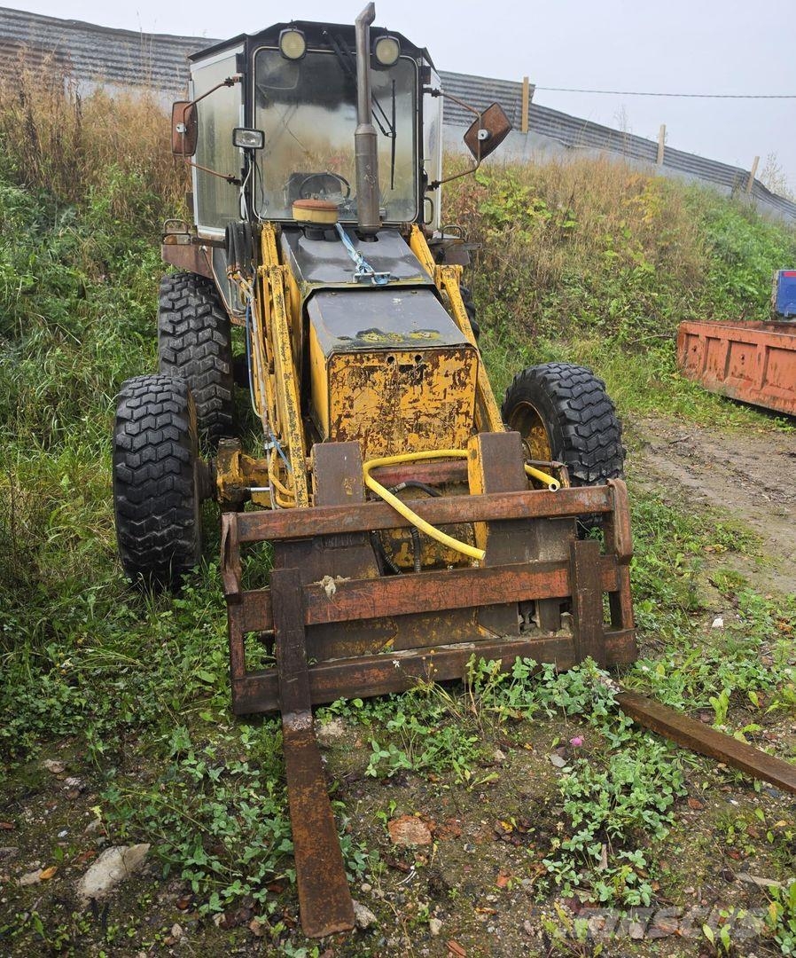 Lännen C4, Etukuormaaja, Lumikauha, Trukkipiikit Tractors