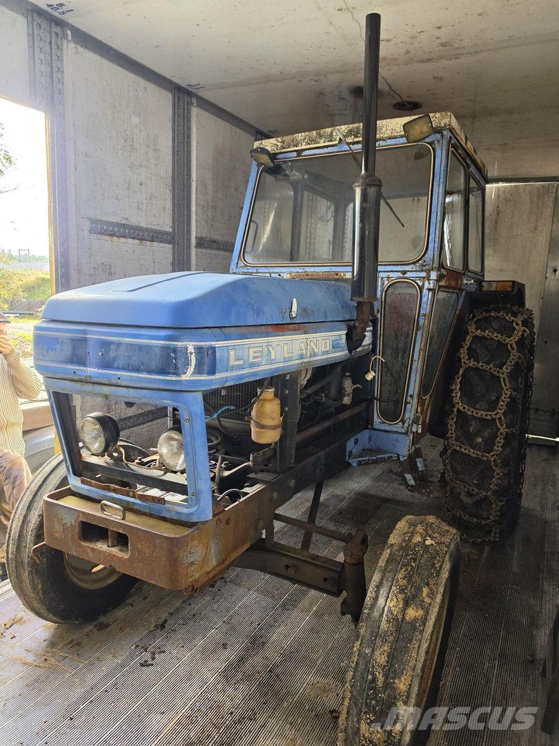 Leyland 270 Traktori