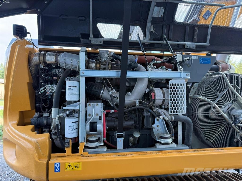 Liebherr R920 Compact + Marttiini Excavadoras sobre orugas