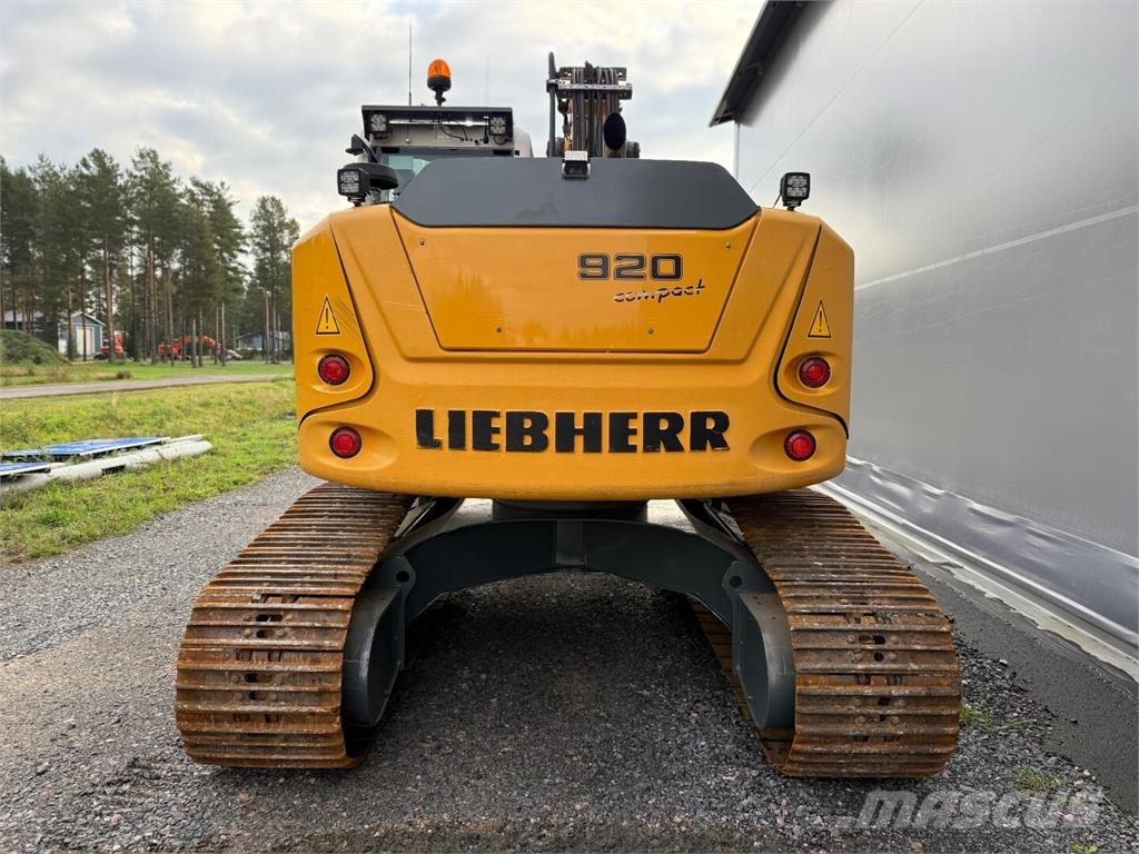 Liebherr R920 Compact + Marttiini Excavadoras sobre orugas