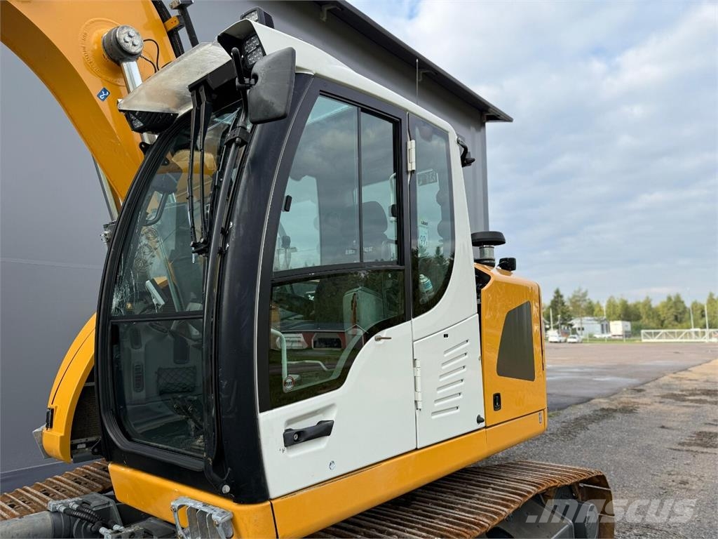 Liebherr R920 Compact + Marttiini Excavadoras sobre orugas