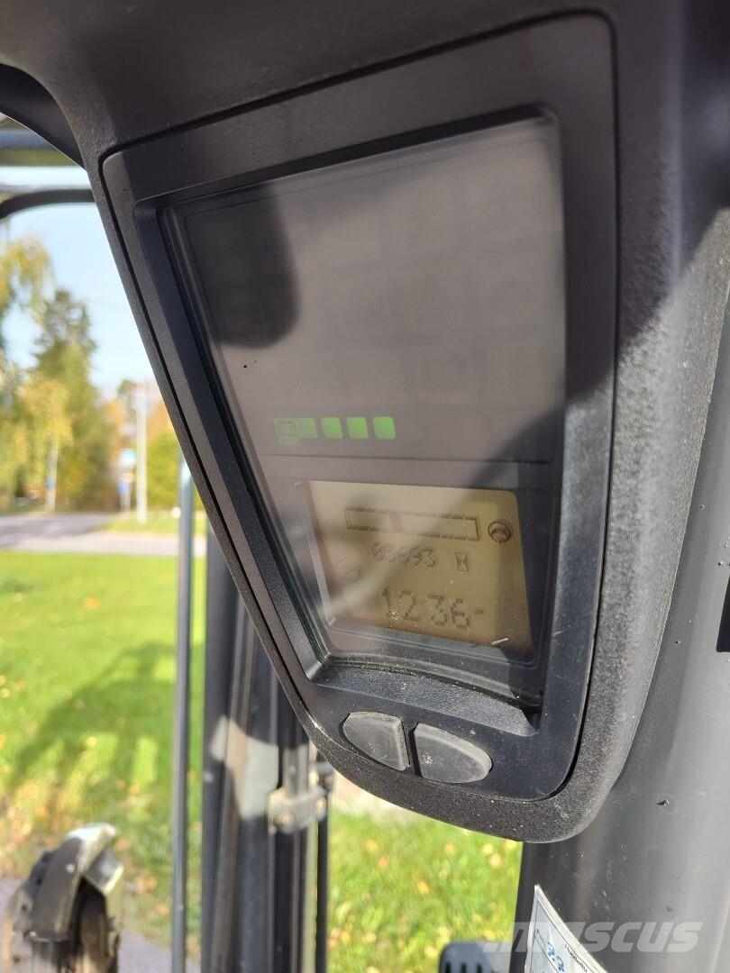 Linde E14 شاحنات ذات رافعات شوكية تعمل بالكهرباء