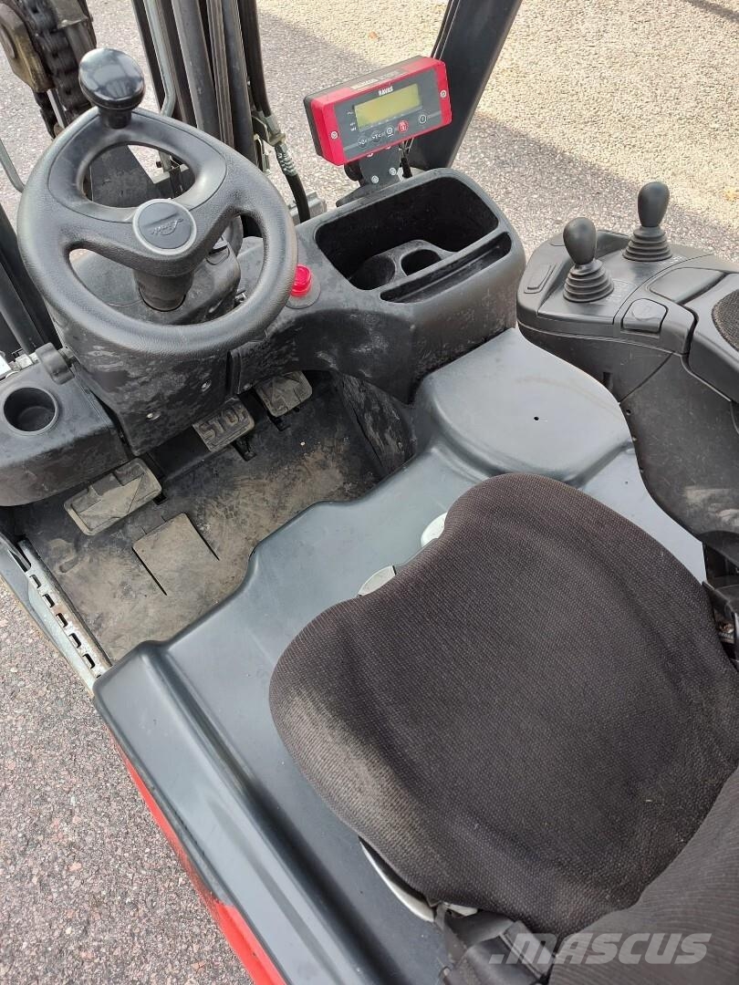Linde E14 شاحنات ذات رافعات شوكية تعمل بالكهرباء