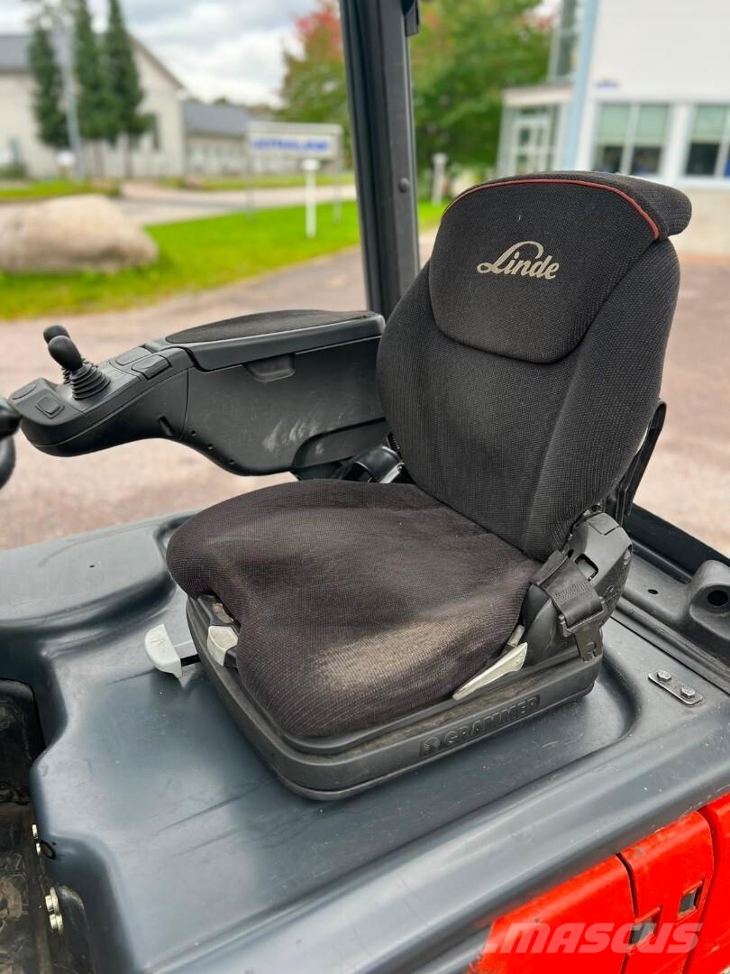 Linde E14-02 Sähkötrukit