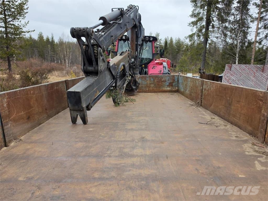 Loglift Perävaunu kuormaimella Forestal - Otros