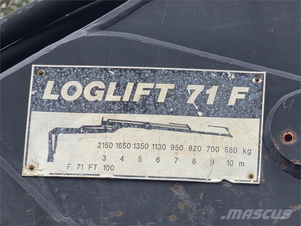 Loglift Perävaunu kuormaimella Forestal - Otros