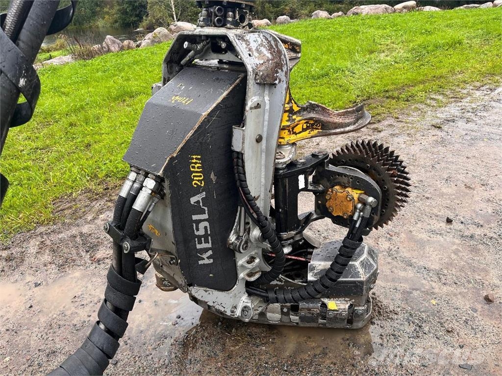 Logset 5H Titan Combine forestiere