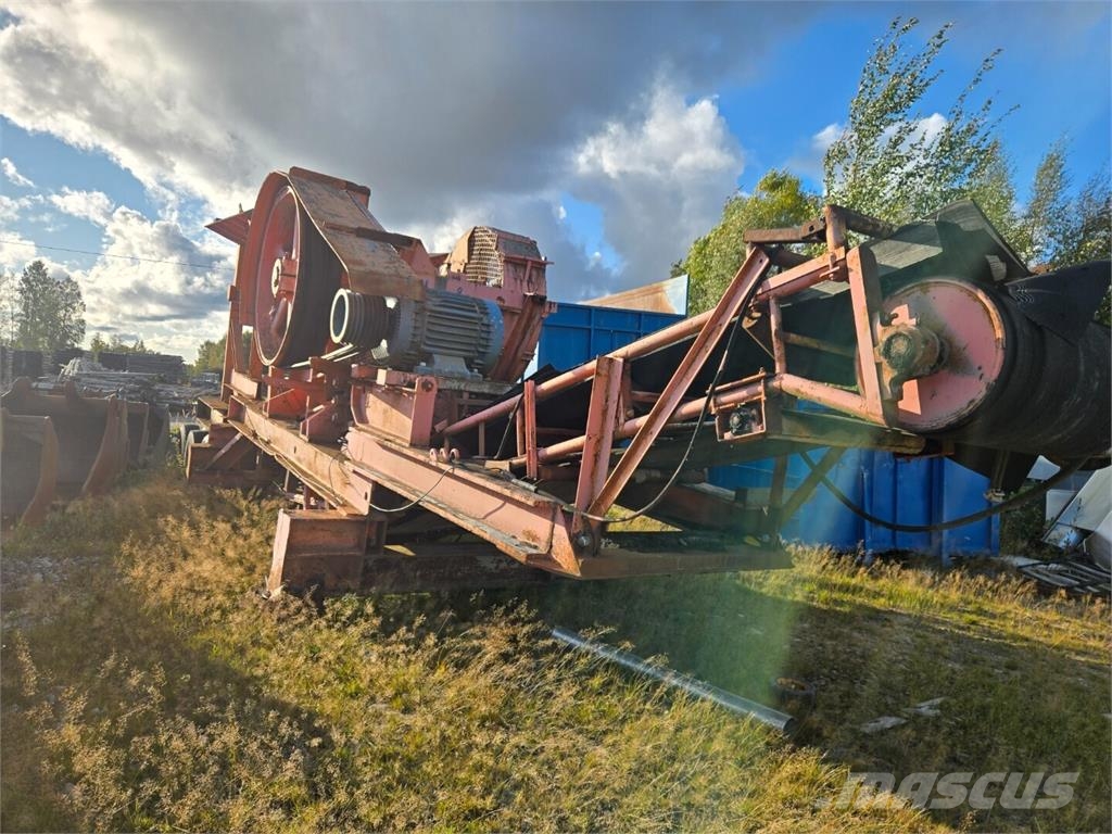 Lokomo Kivi/betonimurska Crushers