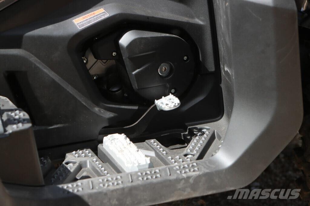 Loncin 1000 XWOLF Tractores