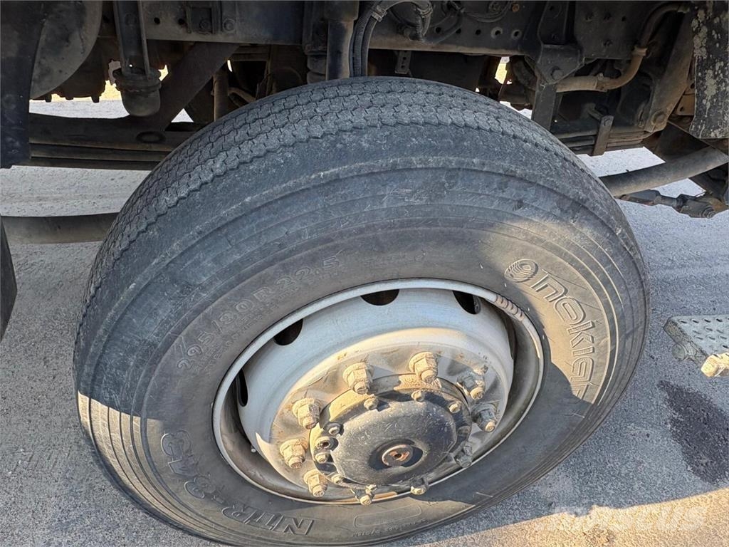 MAN LE 280 B 4x4 Otros camiones
