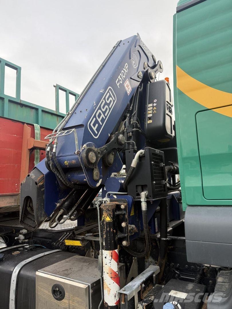 MAN TGS 33.480 6x6 veturi / nosturilla / perävaun Kamioni sa kranom