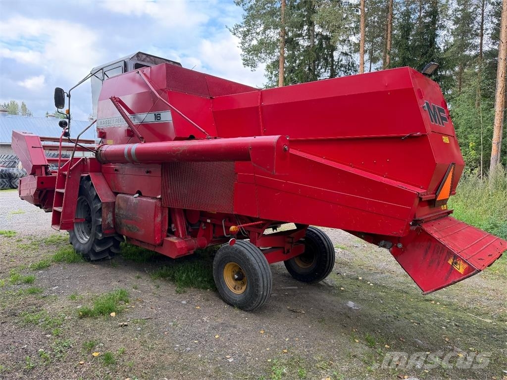 Massey Ferguson 16 NYT SOPIVASTI PIKKUPUIMURI Skurtreskere