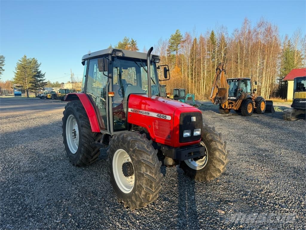 Massey Ferguson 4245 4wd Tractoare