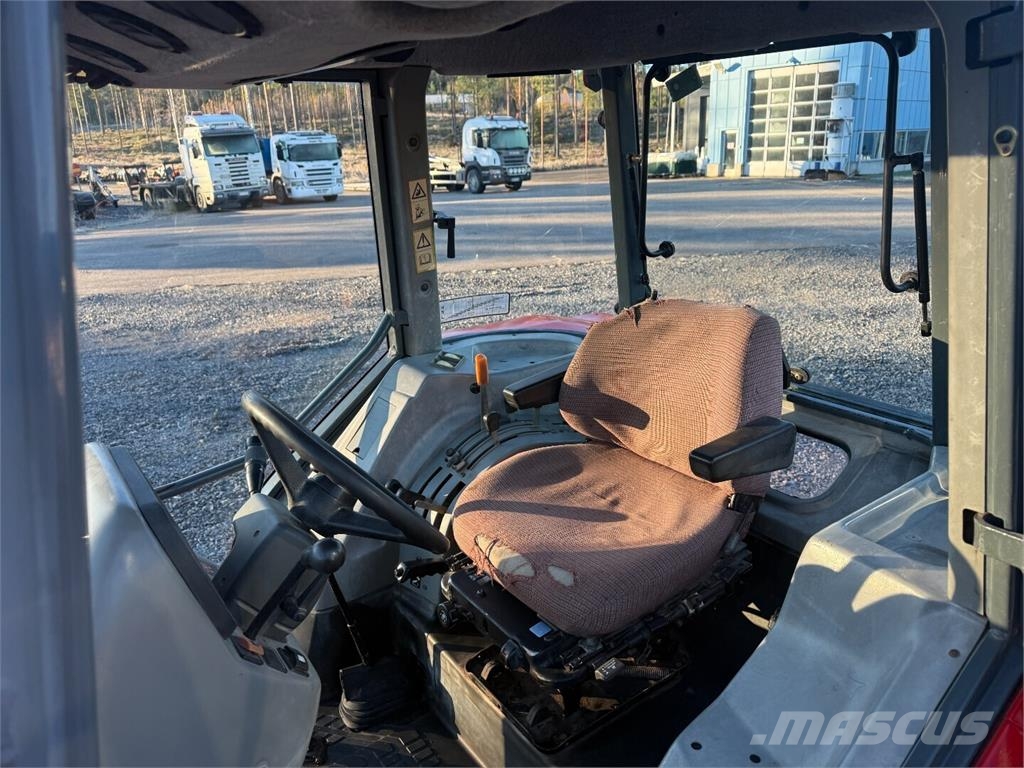 Massey Ferguson 4245 4wd Tractoare