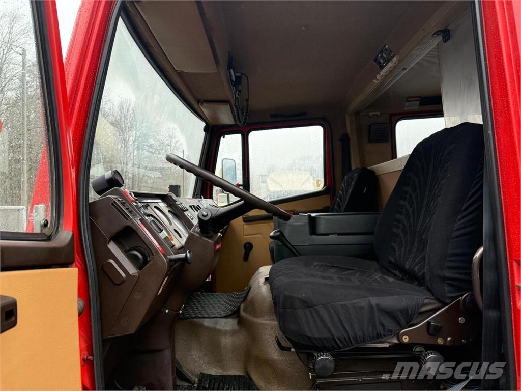 Mercedes-Benz 1120 paloauto 99 tkm Otros camiones