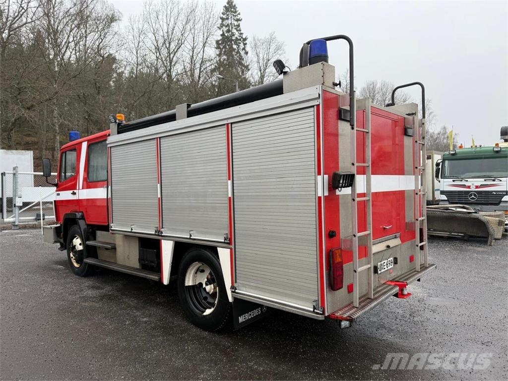 Mercedes-Benz 1120 paloauto 99 tkm Otros camiones