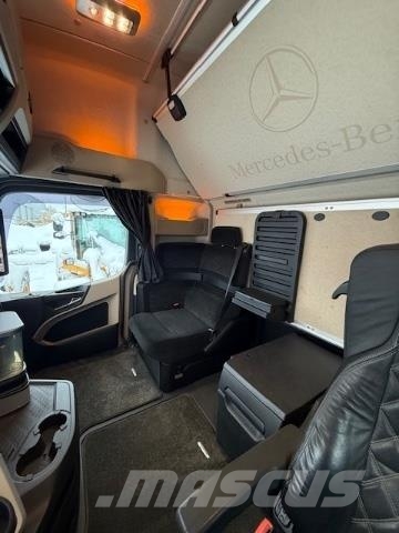 Mercedes-Benz 2853 Φορτηγά ανατροπή με γάντζο