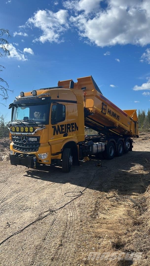 Mercedes-Benz 3251 Meiren täysi tienhoitovarustus Комбинированные дорожные машины