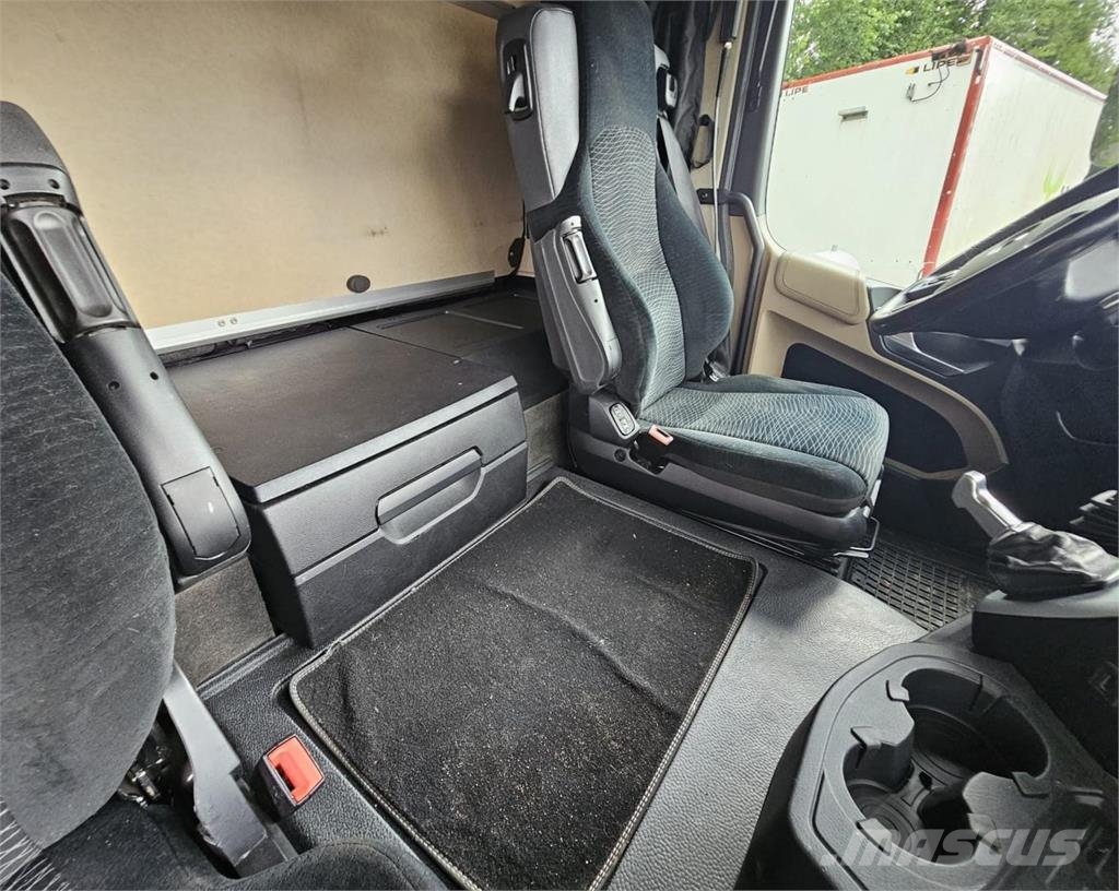 Mercedes-Benz Actros 2858 6x2 Camiones chasis