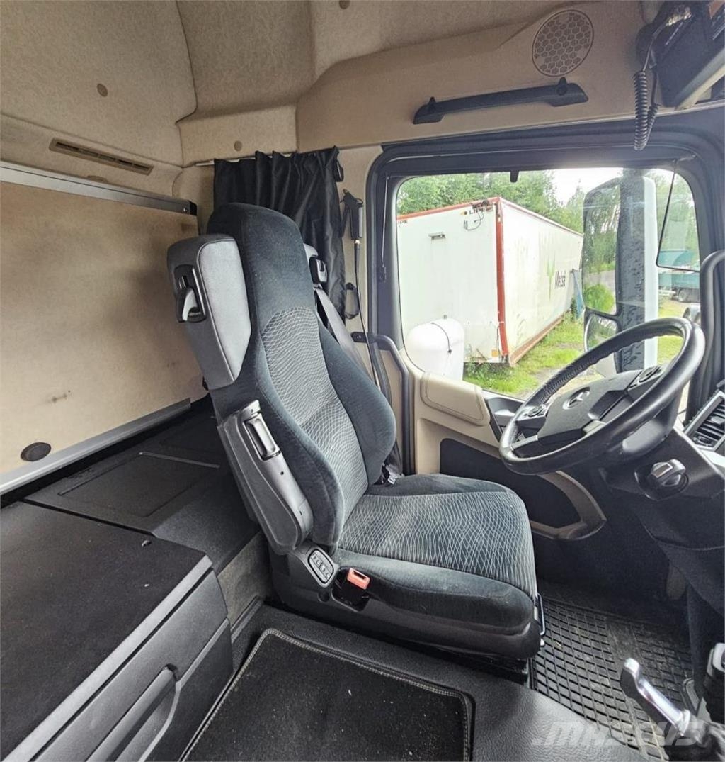 Mercedes-Benz Actros 2858 6x2 Camiones chasis