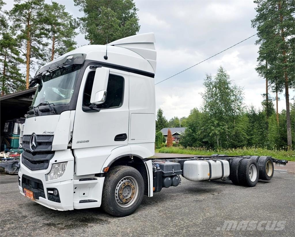 Mercedes-Benz Actros 2858 6x2 Camiones chasis