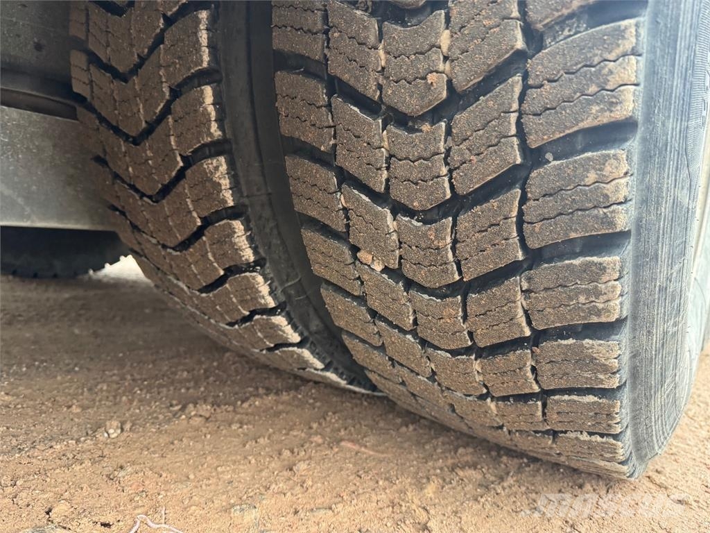 Mercedes-Benz Antos 2643L Camiones elevadores de gancho