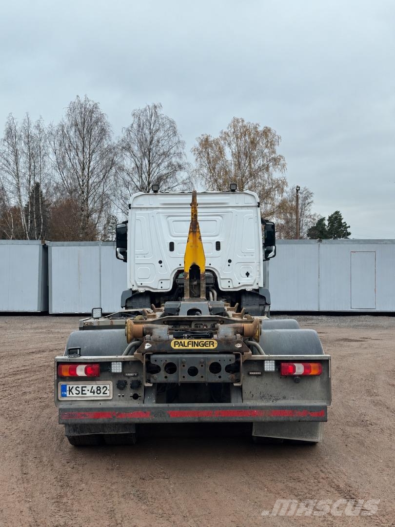 Mercedes-Benz Antos 2643L Camiones elevadores de gancho