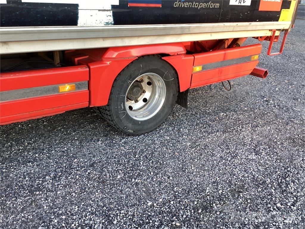 Mercedes-Benz Ateco Camiones con caja de remolque