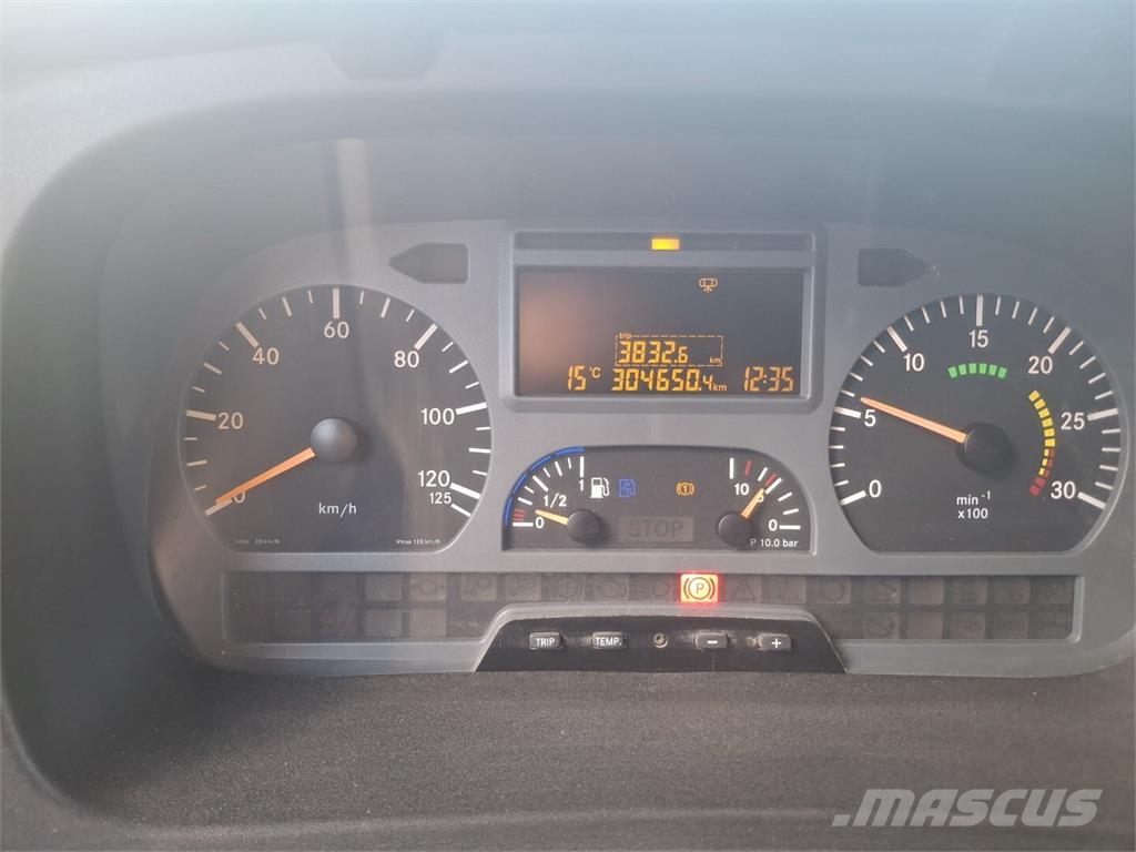 Mercedes-Benz Ateco 818L 4x2 Skapbiler