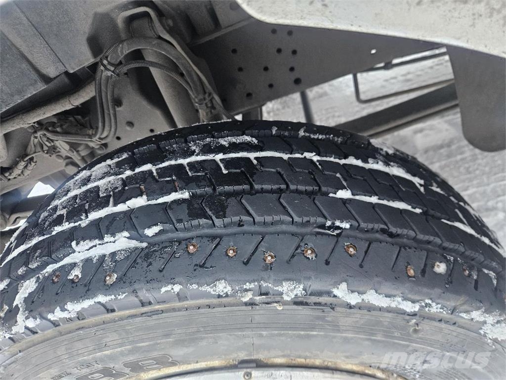 Mercedes-Benz Atego Camiones portavehículos