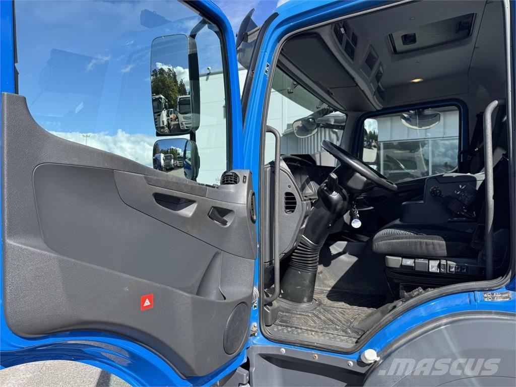 Mercedes-Benz Atego 1224 4x2 Camiones polibrazo