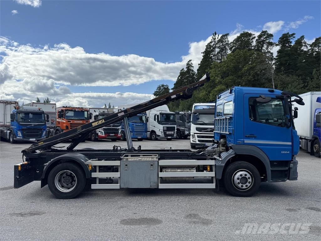 Mercedes-Benz Atego 1224 4x2 Camiones polibrazo