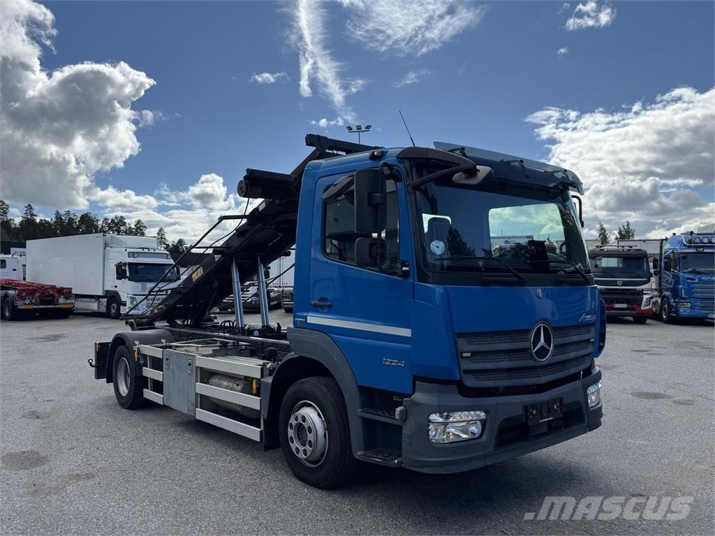 Mercedes-Benz Atego 1224 4x2 Camiones polibrazo