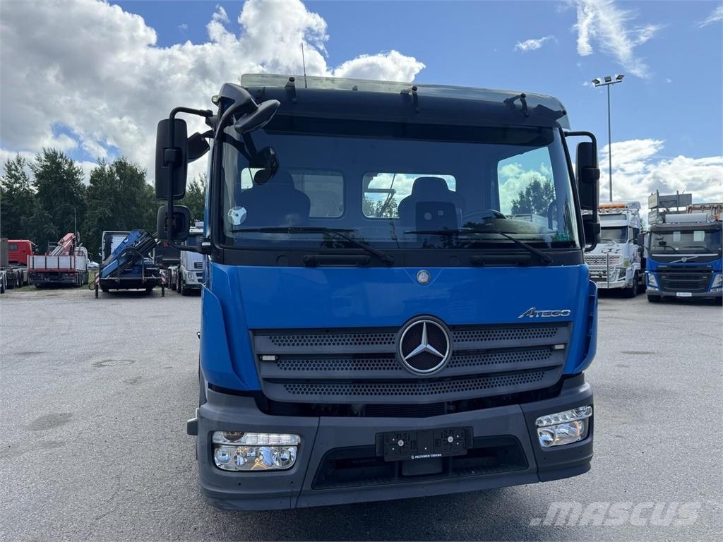 Mercedes-Benz Atego 1224 4x2 Camiones polibrazo