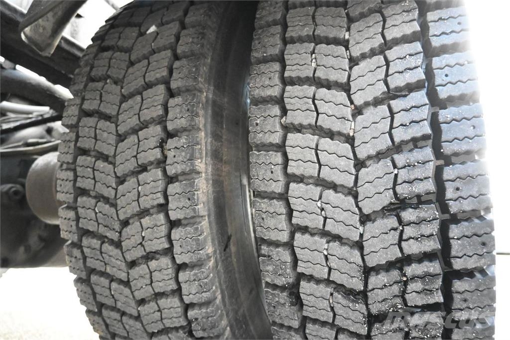 Mercedes-Benz Atego 1328 Sunkvežimiai su keliamuoju kabliu