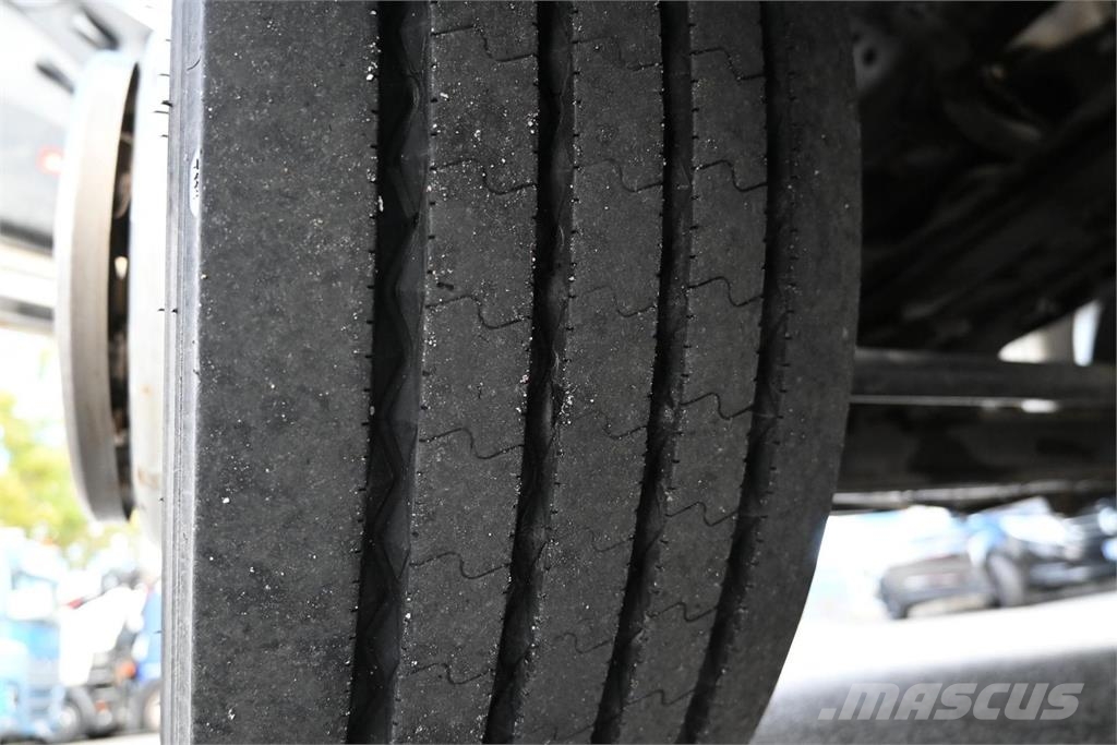 Mercedes-Benz Atego 1328 Sunkvežimiai su keliamuoju kabliu