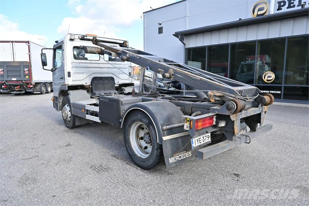 Mercedes-Benz Atego 1328 Sunkvežimiai su keliamuoju kabliu