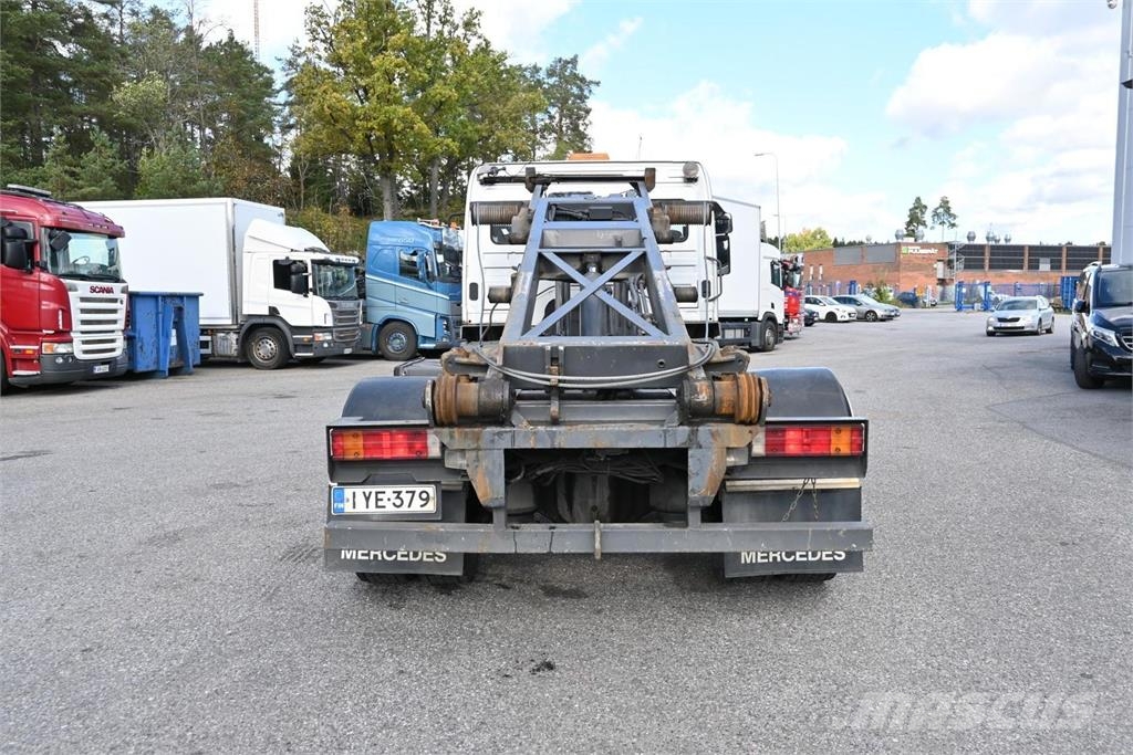 Mercedes-Benz Atego 1328 Sunkvežimiai su keliamuoju kabliu