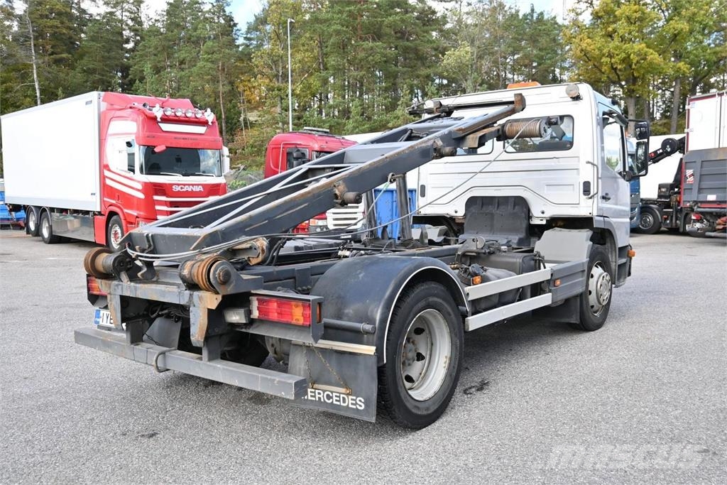 Mercedes-Benz Atego 1328 Sunkvežimiai su keliamuoju kabliu