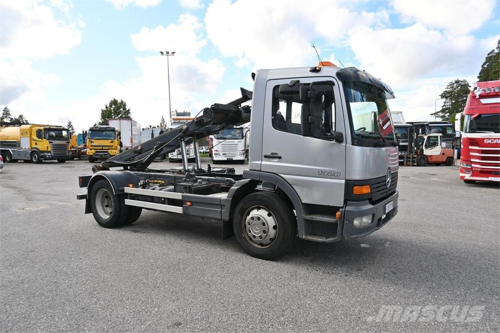 Mercedes-Benz Atego 1328 Sunkvežimiai su keliamuoju kabliu