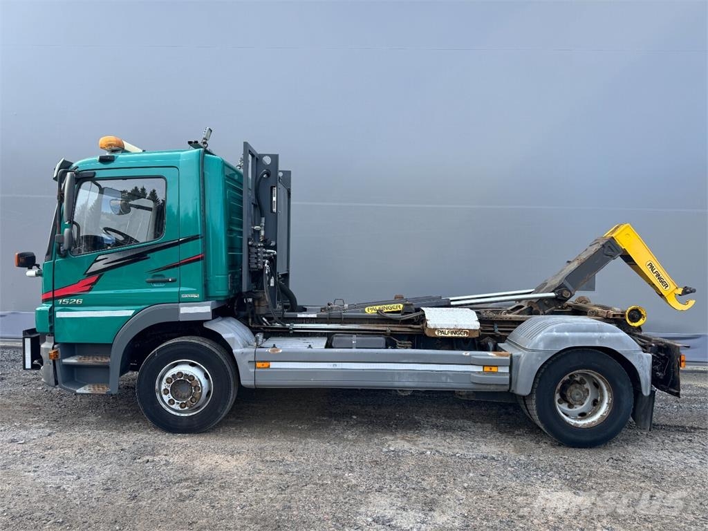 Mercedes-Benz Atego 1526 Camiones elevadores de gancho