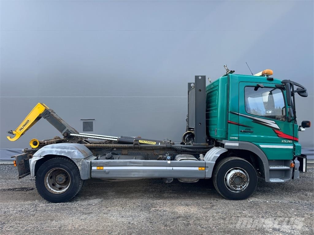 Mercedes-Benz Atego 1526 Camiones elevadores de gancho