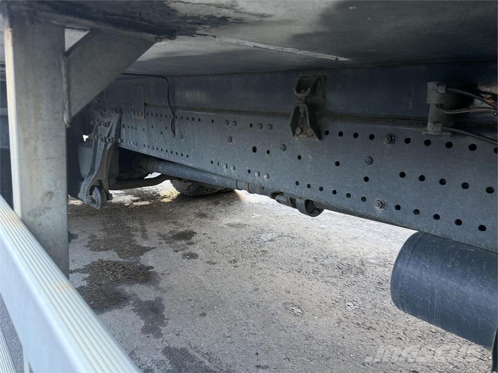 Mercedes-Benz Atego 1823 Kühlkoffer